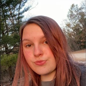 Meet your Posher, Megan